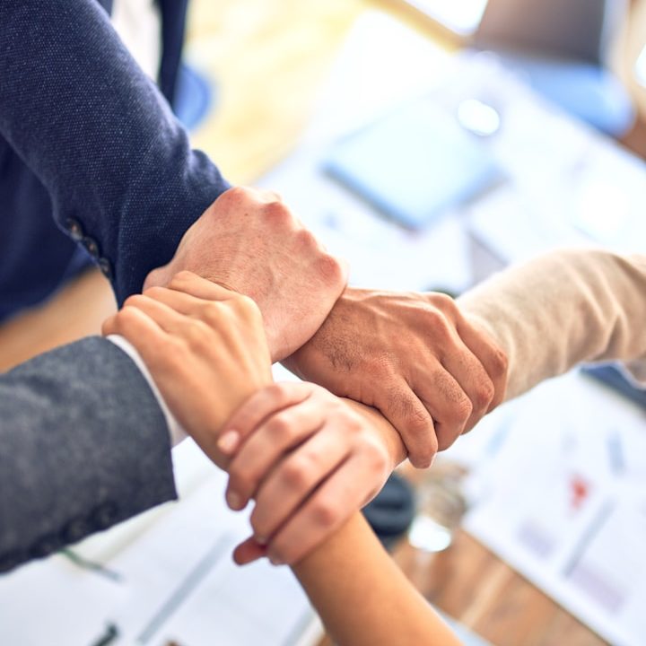 QVCT Bien-être des collaborateurs et améliorer leurs conditions de travail :
qualité de vie au travail, sécurité, inclusion,